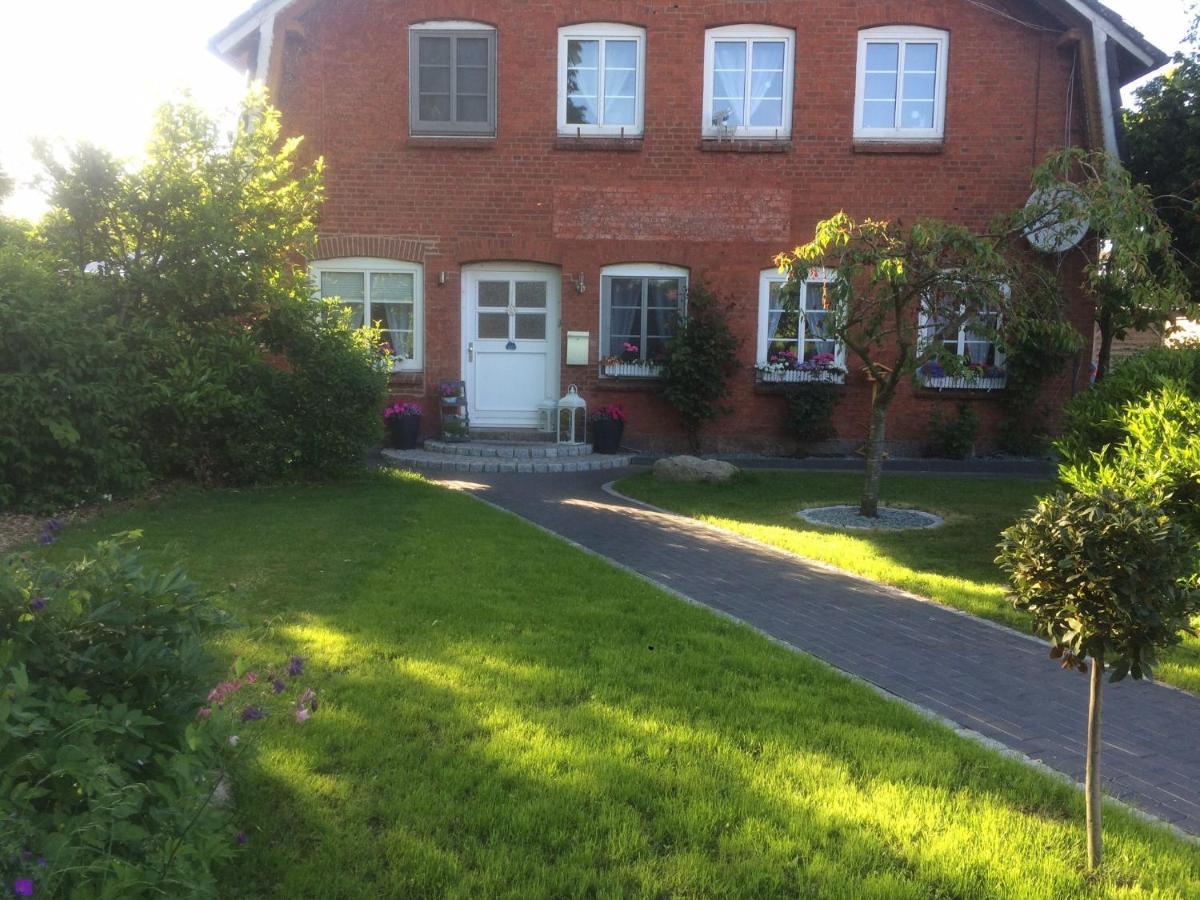 Stilvolle Ferienwohnung Bei Bad Segeberg Blunk Exterior photo